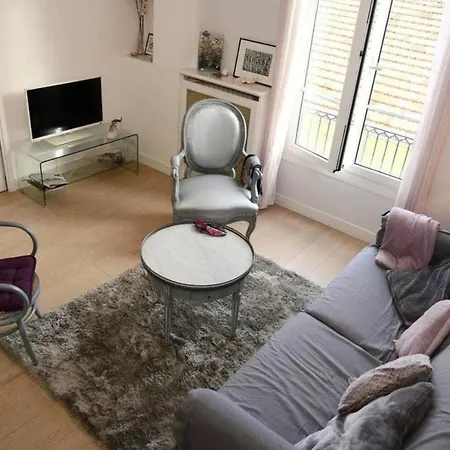 Διαμέρισμα Beautiful 60m2 - Center Of *