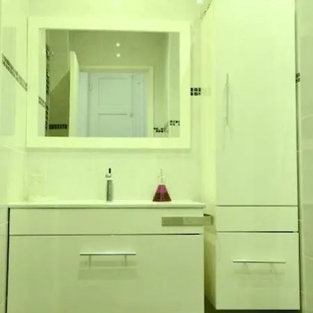Beautiful 60m2 - Center Of